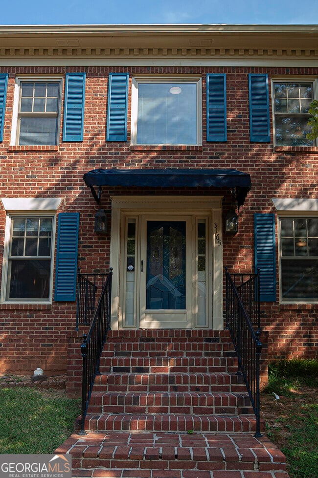 Building Photo - 3165 Henderson Walk