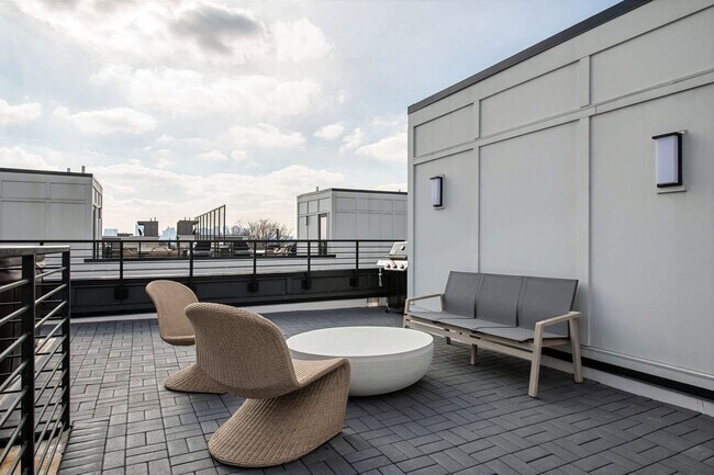 Building Photo - 103 Lucile St