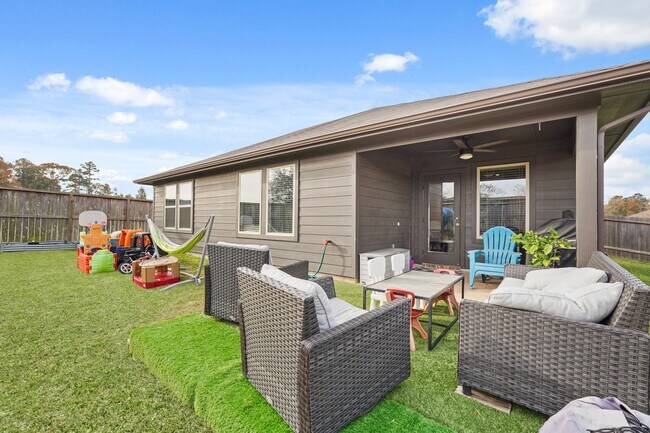 Building Photo - 40422 Gdn Hts Ln