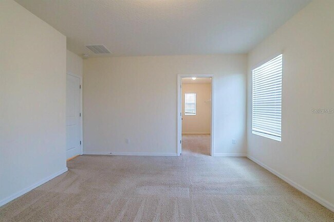 Building Photo - 7976 Pelican Reed Cir