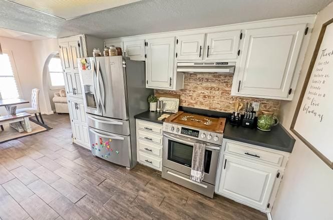 Building Photo - 1210 W Pueblo Ave