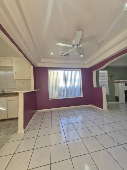 Building Photo - 45565 King St