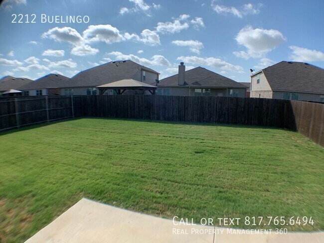 Building Photo - 2212 Buelingo-