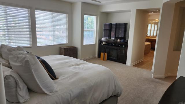 Building Photo - 3268 Avenida La Cima