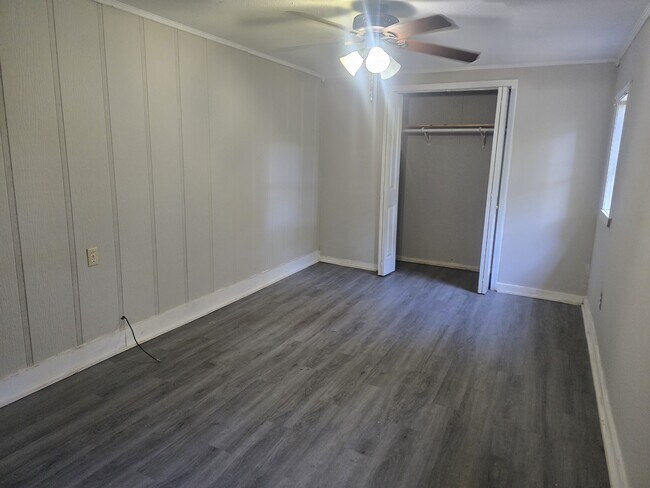 Building Photo - 9873 AR-352