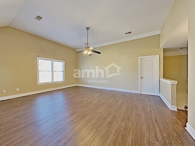 Building Photo - 2710 Marilyn Ct
