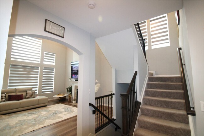 Building Photo - 818 Memsie Dr
