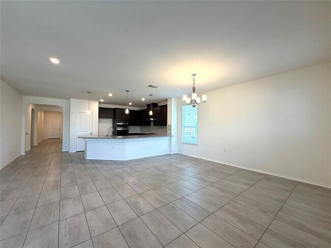 Building Photo - 12508 Karasu Dr