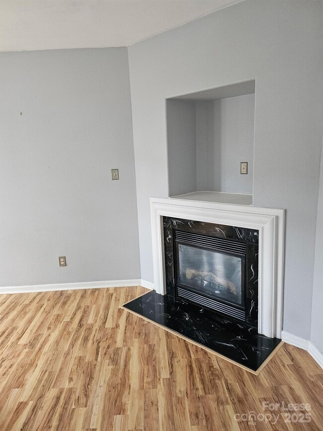 Building Photo - 14722 Lions Pride Ct