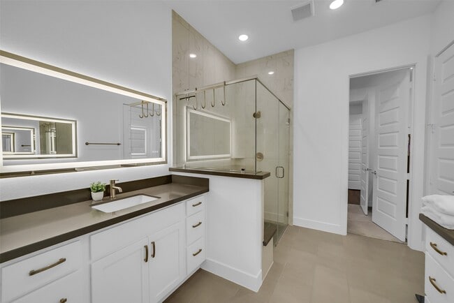 Building Photo - 7222 Grassland Vis Ln