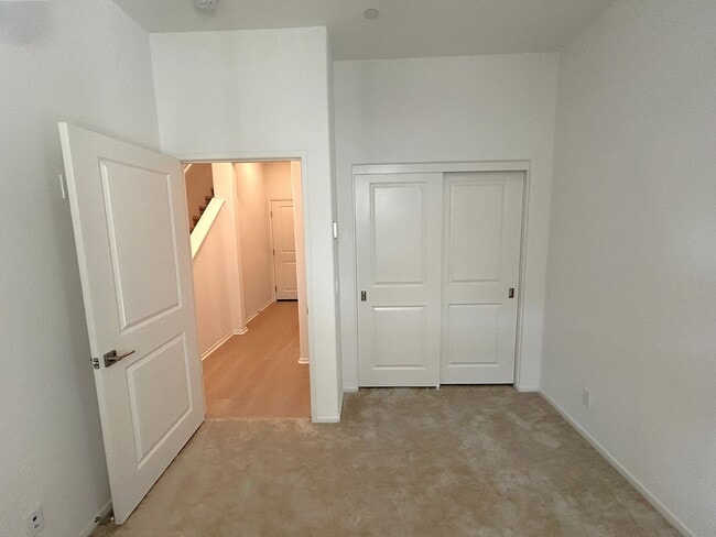 Building Photo - Milk Thistle Ln  Chino, 91708  (4 Bed, 4 Bath)