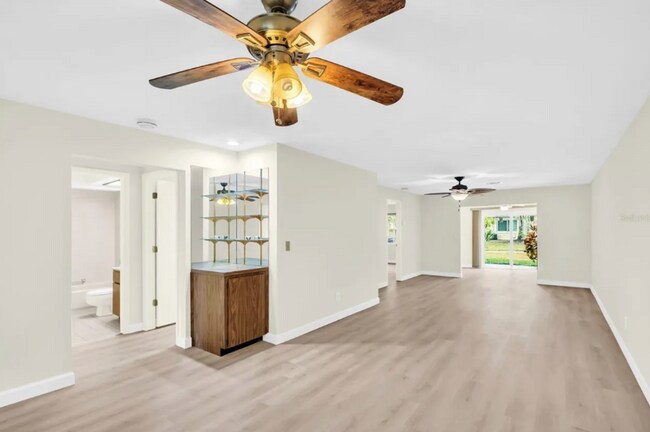 Building Photo - MUST BE 55+ TO RENT THIS CONDO