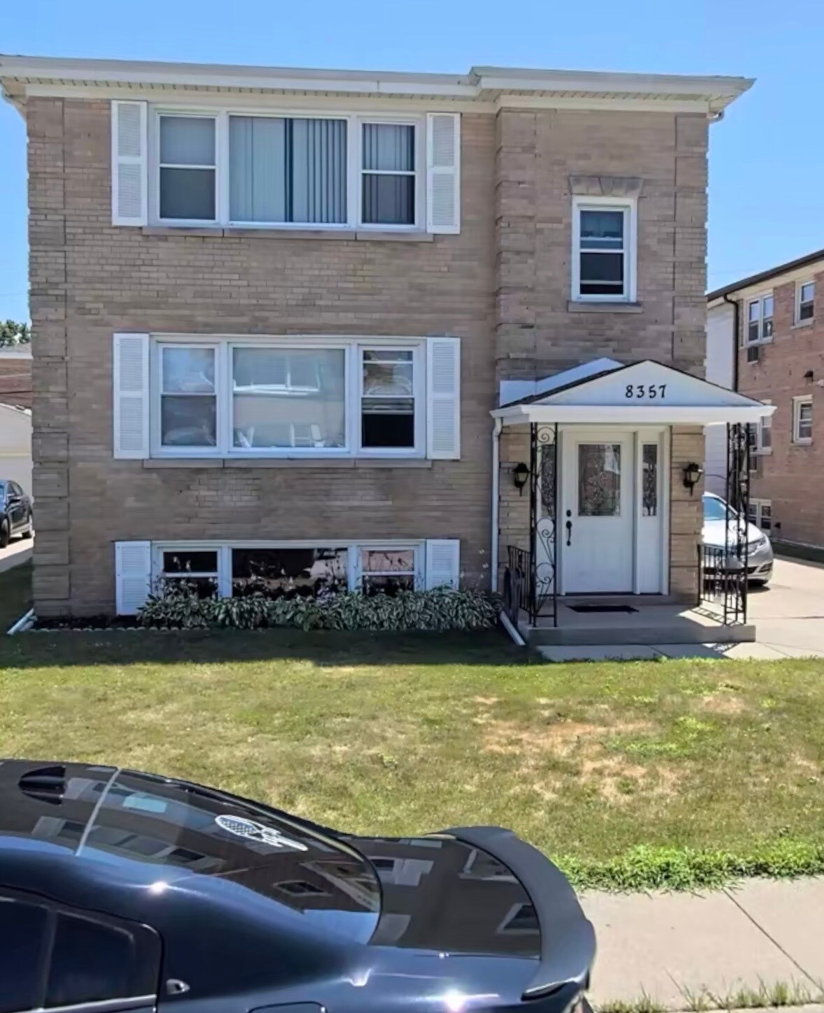 Building Photo - 8357 W Summerdale Ave