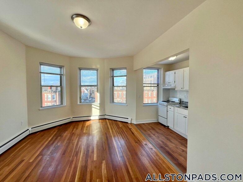 Building Photo - 64 Brighton Ave