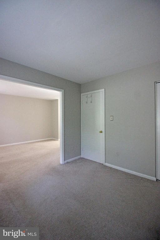 Building Photo - 6530 Yadkin Ct