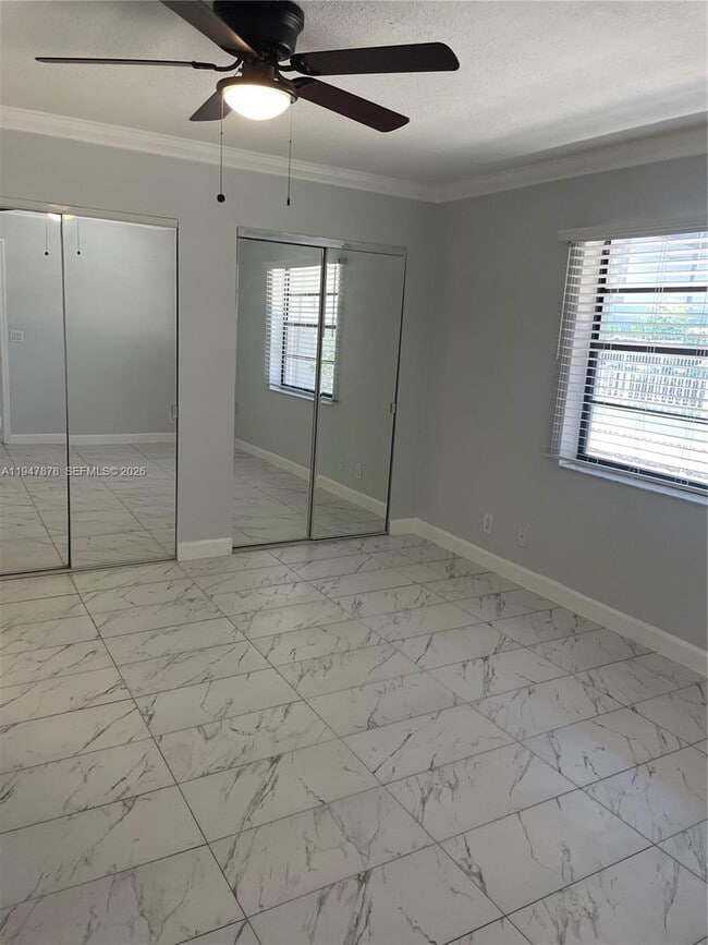 Building Photo - 1401 NE 53rd St