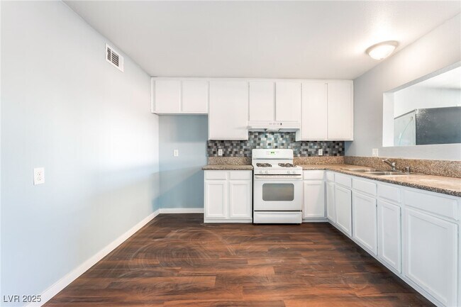 Building Photo - 1301 Wilborn St