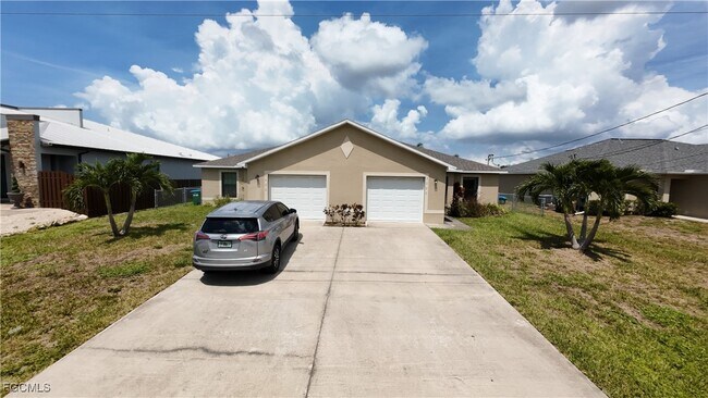 Building Photo - 3820 SW 16th Pl
