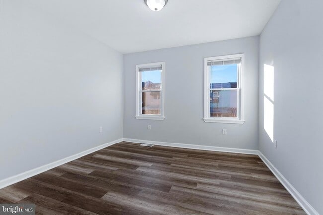 Building Photo - 3339 Paine St