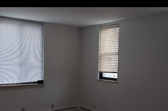 Living Room - 955 Border Ave