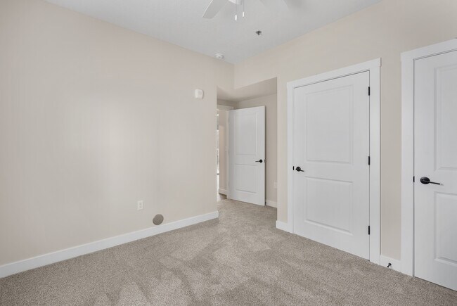 Building Photo - 1164 Devils Glen Rd