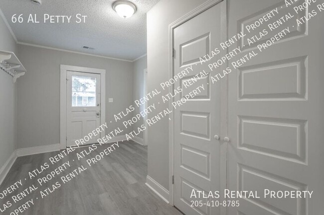 Building Photo - 66 Al Petty St