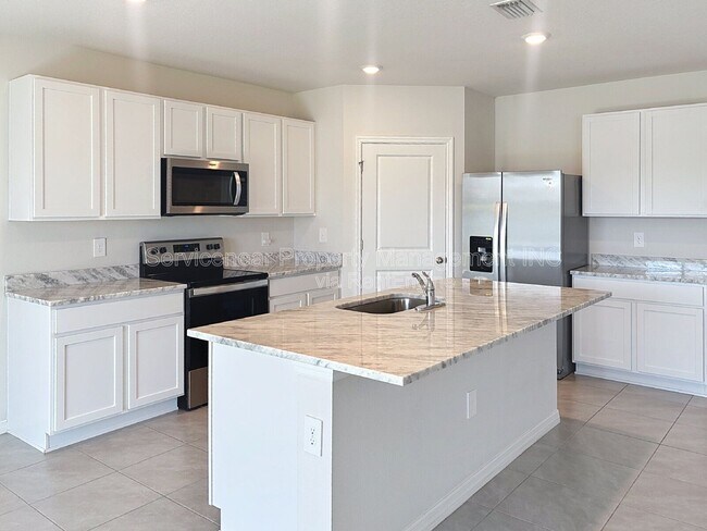 Building Photo - 18002 Canopy Pl