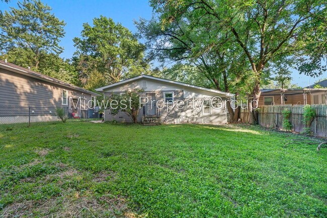 Building Photo - 191 Bascom Dr