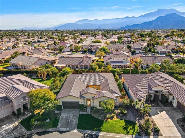 Building Photo - 80215 Queensboro Dr