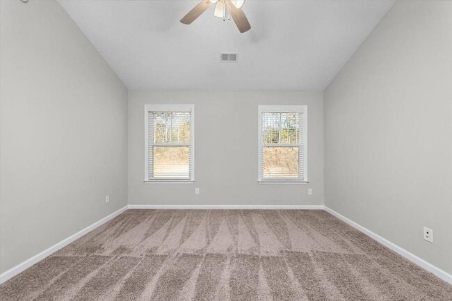 Building Photo - 214 Linsmore Ave