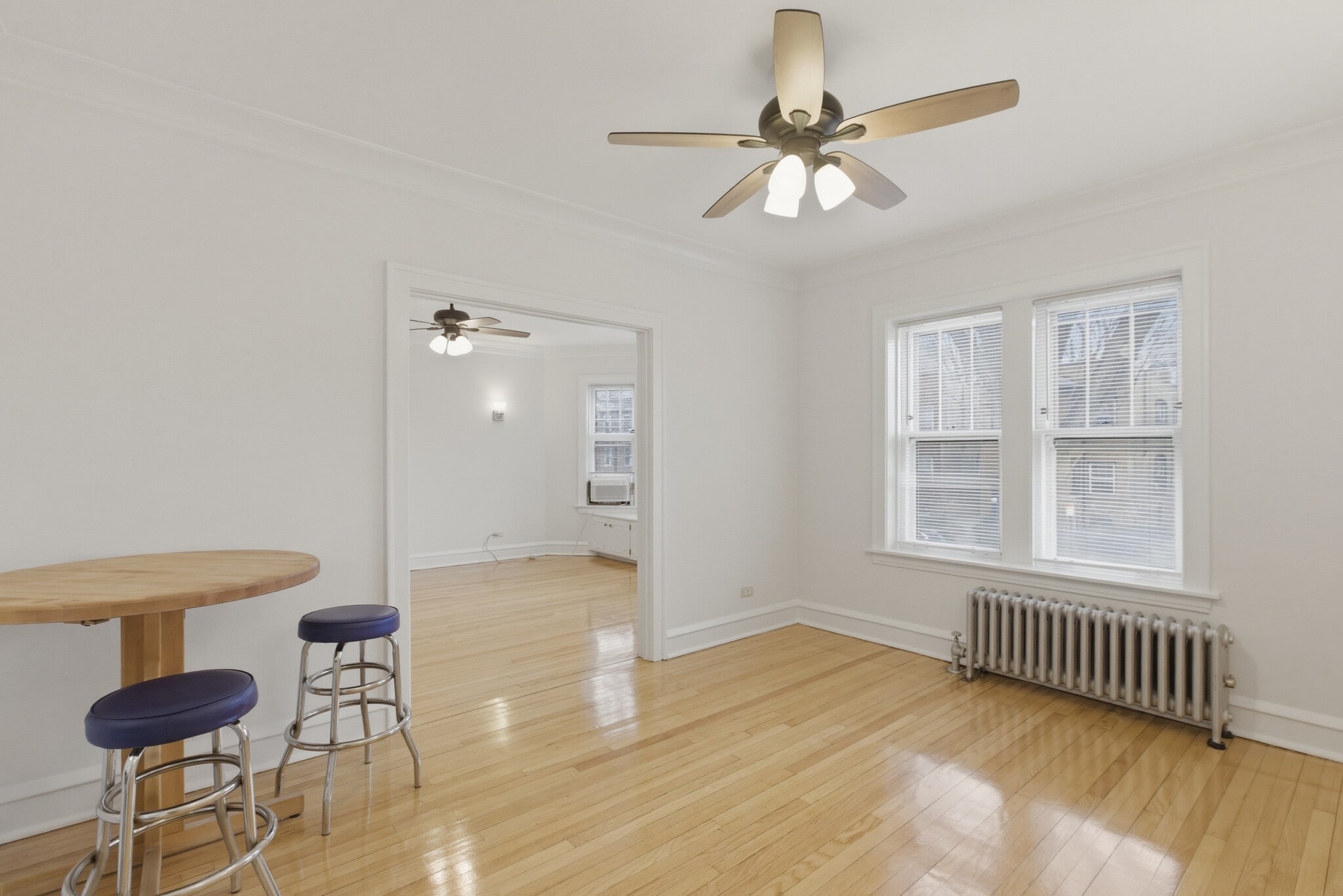 Building Photo - 814 Mulford St