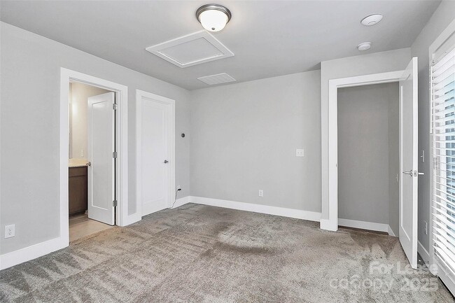 Building Photo - 3726 Sky Haven Dr