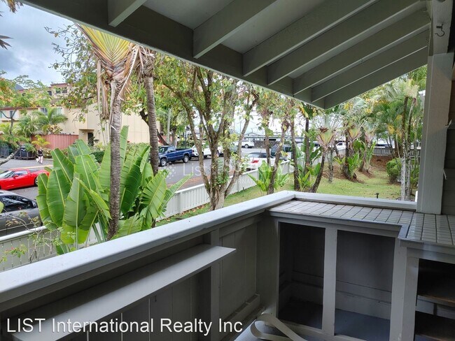 Building Photo - 2 br, 1 bath House - 46-1069 Emepela Way #3R