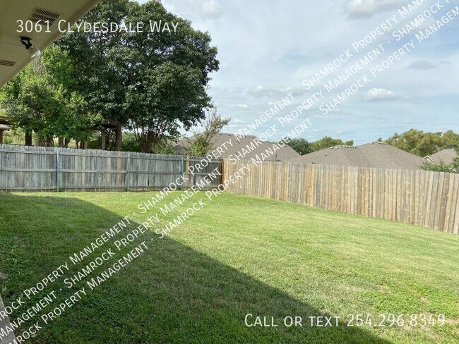 Building Photo - Surrey Ridge Duplex