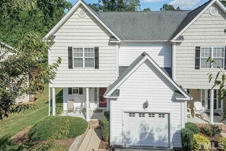 Building Photo - 3 Bedroom Townhome in Magnolia Woods - Clo...
