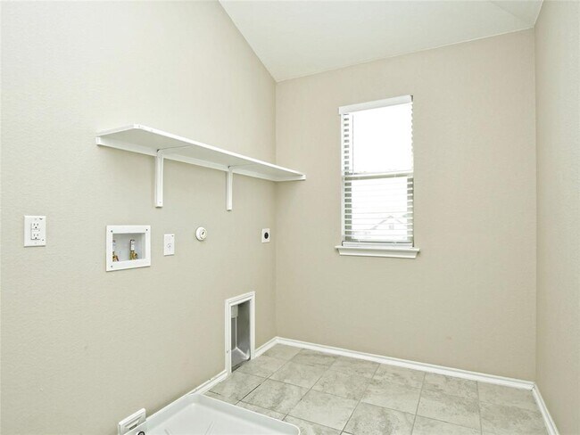 Building Photo - 16510 Brogan Ln