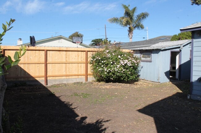 Building Photo - Cayucos Beach House