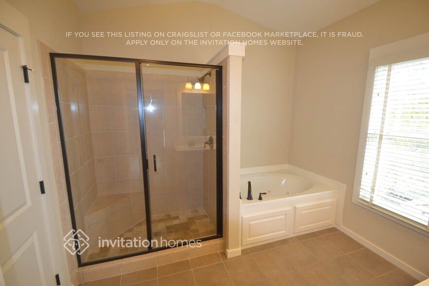 Building Photo - 3124 Cunningham Ln