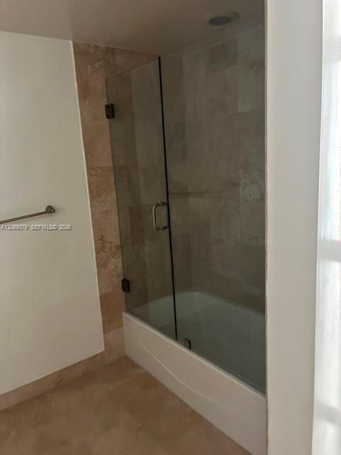 Building Photo - 1755 E Hallandale Beach Blvd