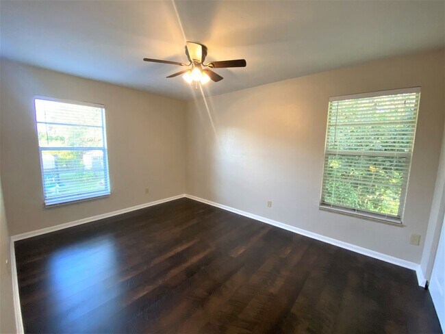 Building Photo - PIKUS Stanton (2923 Gordon St)