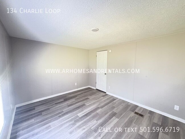 Building Photo - 134 Charlie Loop