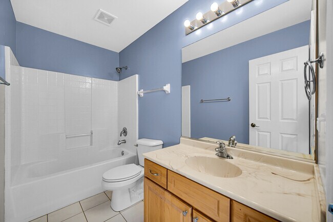 Building Photo - 1252 Townes Cir