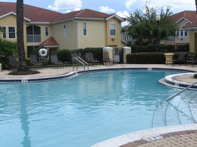 Building Photo - 12025 Villanova Dr