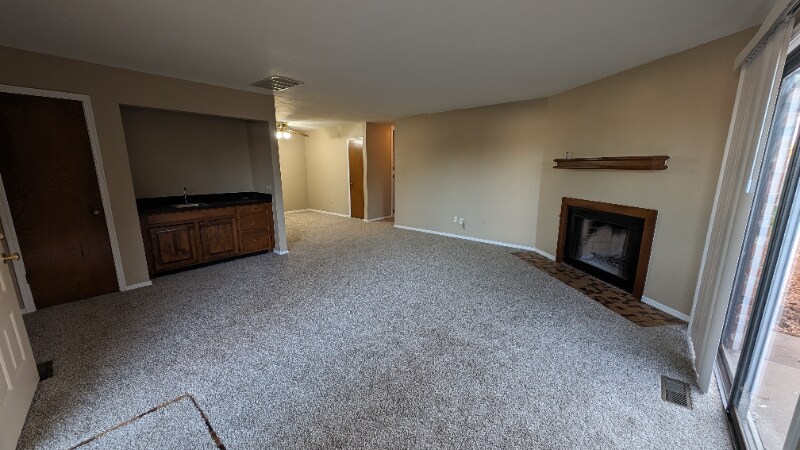 Building Photo - 7126 NW 115th St