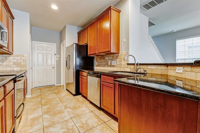 Building Photo - 24522 Folkstone Cir