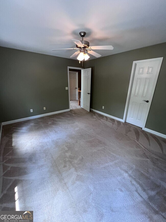 Building Photo - 119 Tullamore Trail