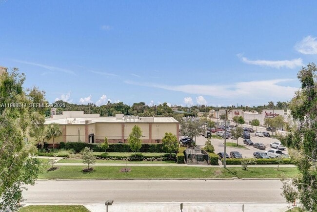 Building Photo - 1251 NE 108th St