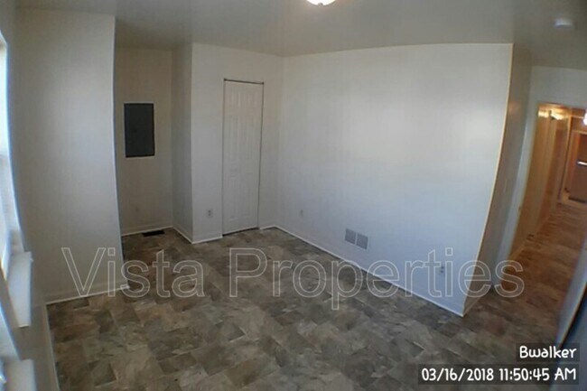 Building Photo - 420 Marret Ave