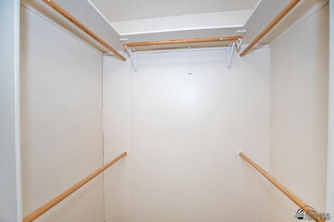 Building Photo - 1128 S 9th Ave