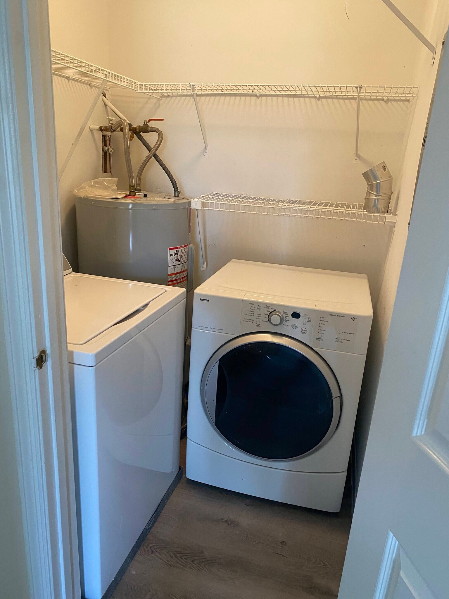 Utility room with washer and dryer - 9373 Manowar Ct